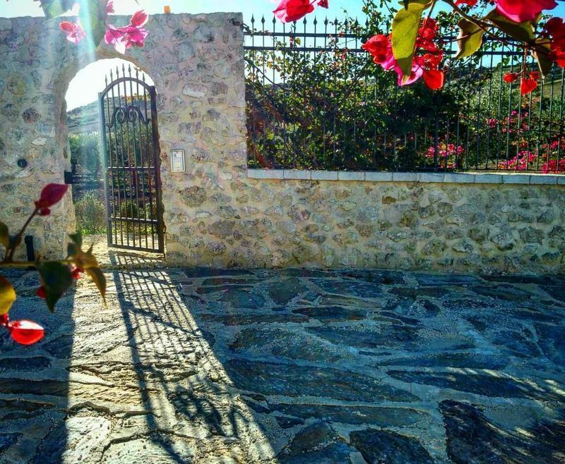 Borgo Giallonardo Wine Relais Realmonte Eksteriør billede