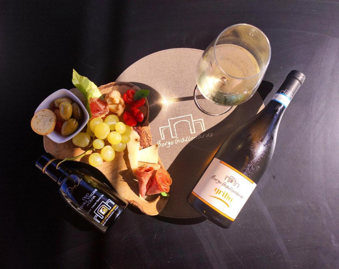 Borgo Giallonardo Wine Relais Realmonte Eksteriør billede